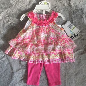 Kids Headquarters 2 Piece Set Ruffle Top & Legging
